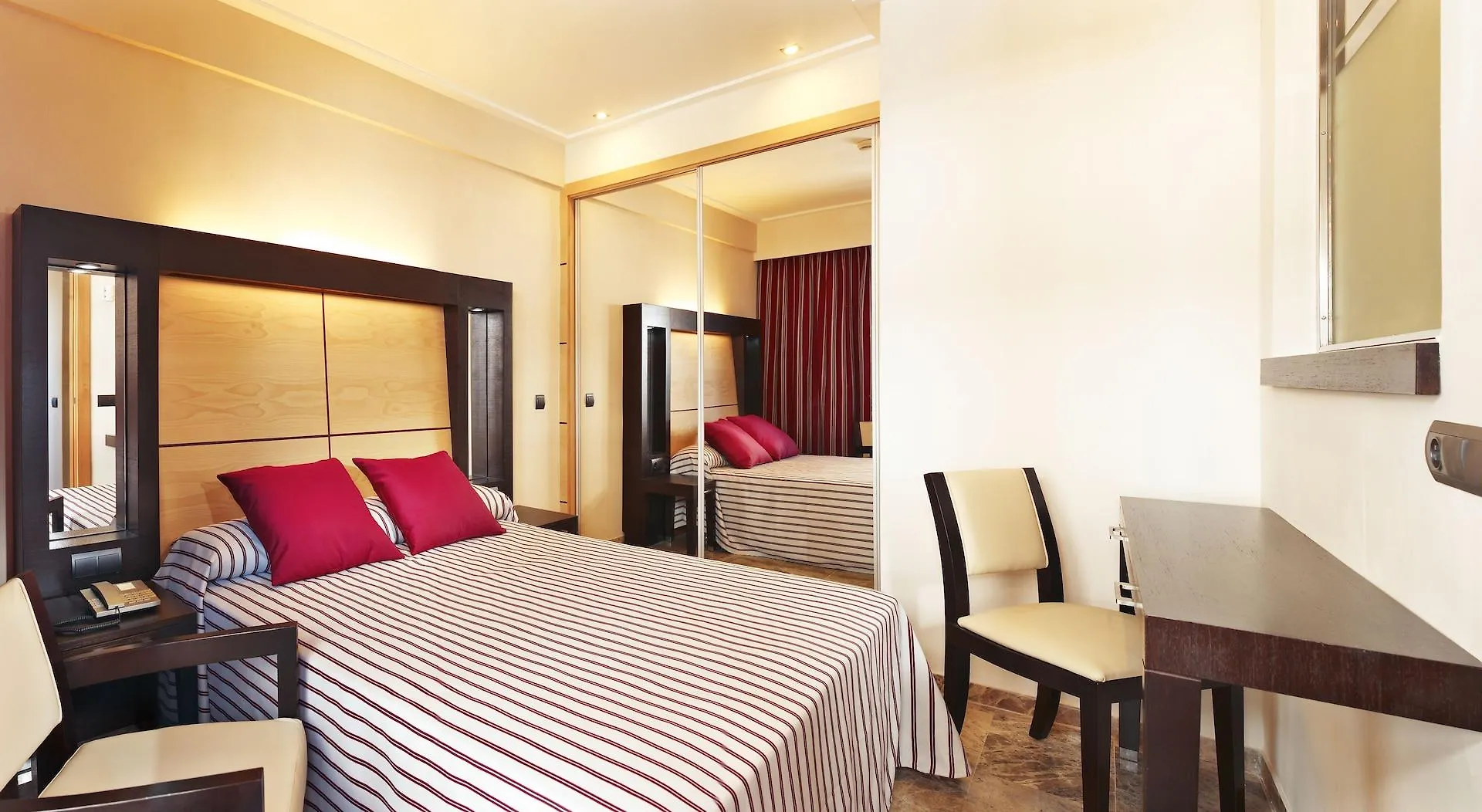 Mll Mediterranean Bay - Adults Only El Arenal  El Arenal (Mallorca)